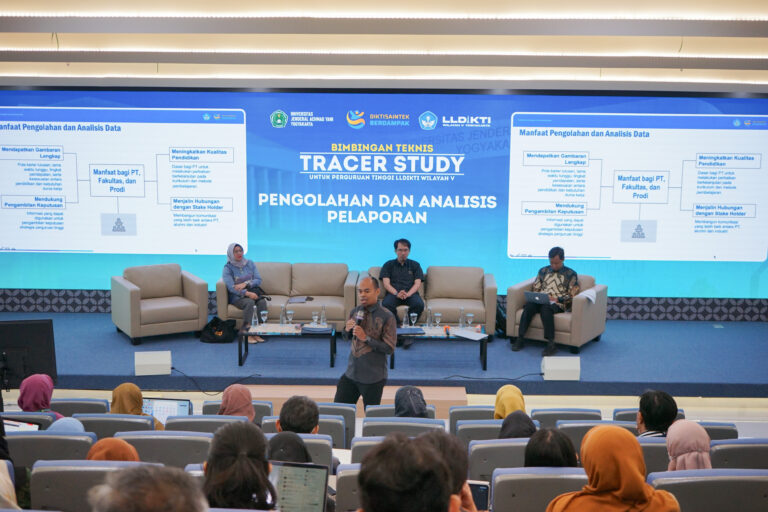 Unjaya Fasilitasi Bimtek Tracer Study Belmawa Kemdiktisaintek untuk Perguruan Tinggi LLDIKTI WIlayah V